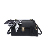 TRIVISSA (BLACK)