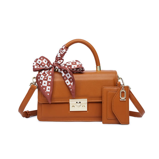 KAELVI (BROWN)