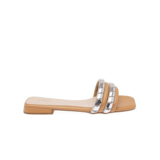 STOMP (TAN)