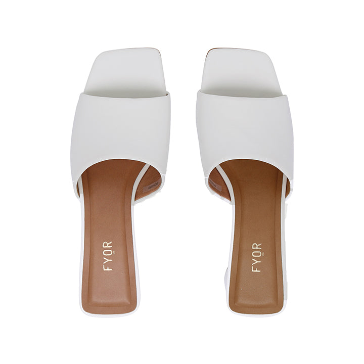 Cariotta  - White
