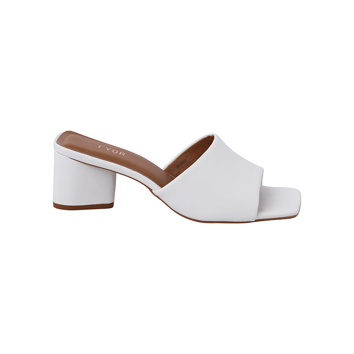 Cariotta  - White