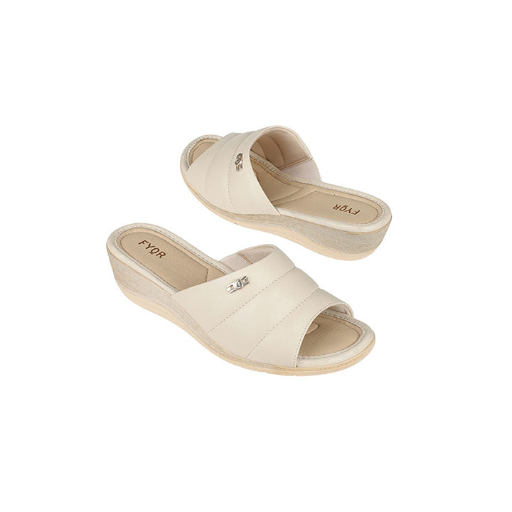 Clarice  - Beige
