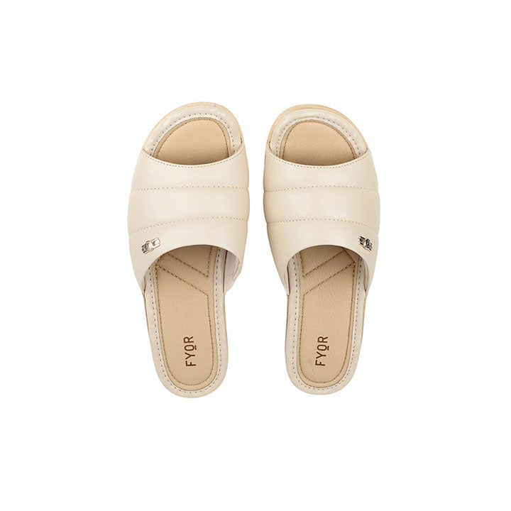 Clarice  - Beige