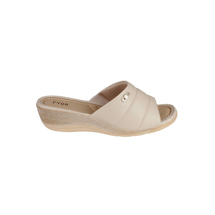 Clarice  - Beige