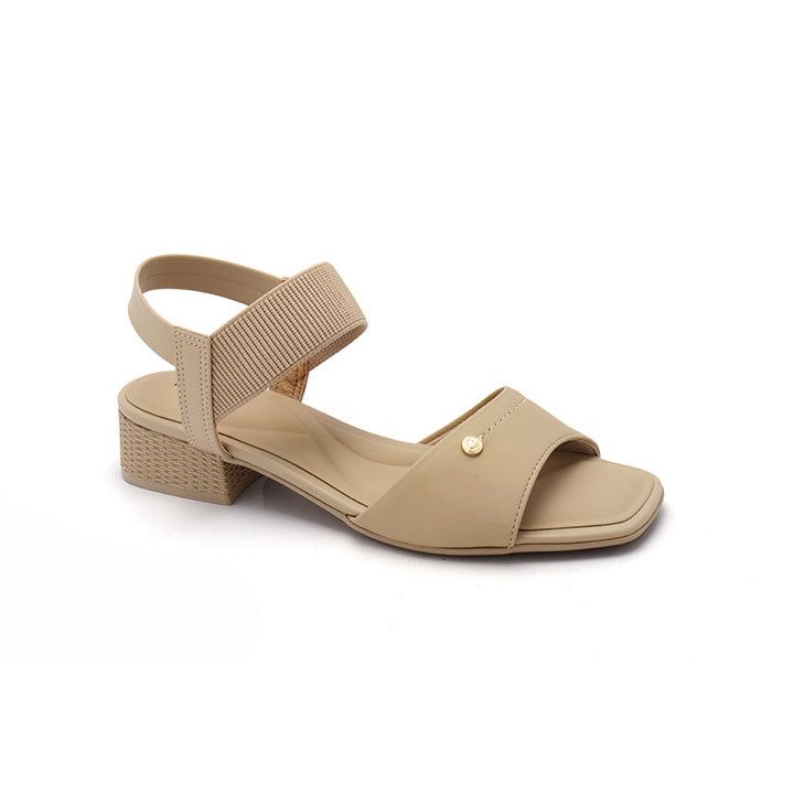 Juxta  - Almond