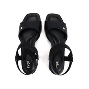 Juxta  - Black