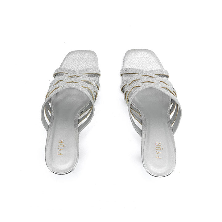 Maura  - Silver