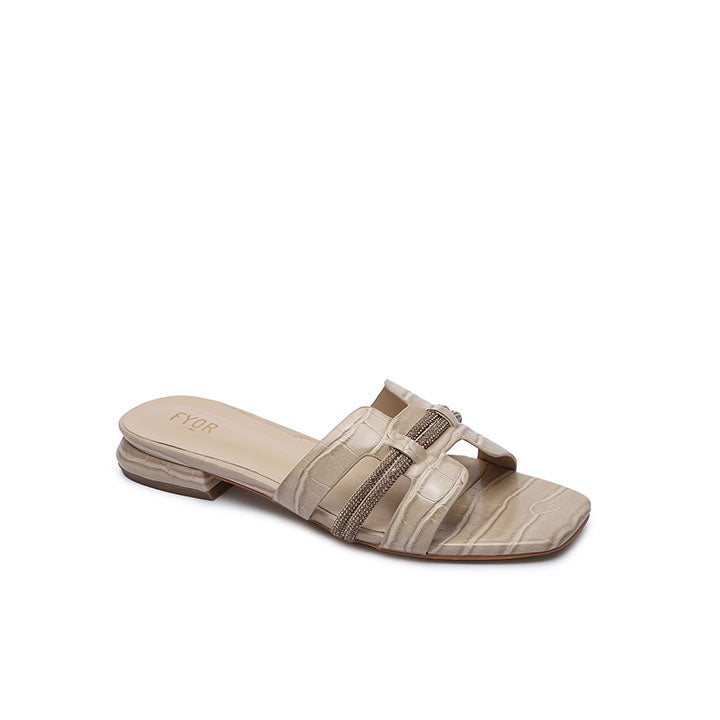 Enara  - Beige