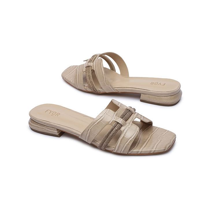 Enara  - Beige