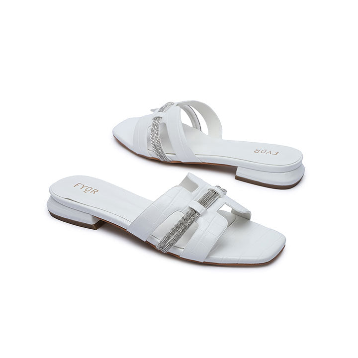 Enara  - White