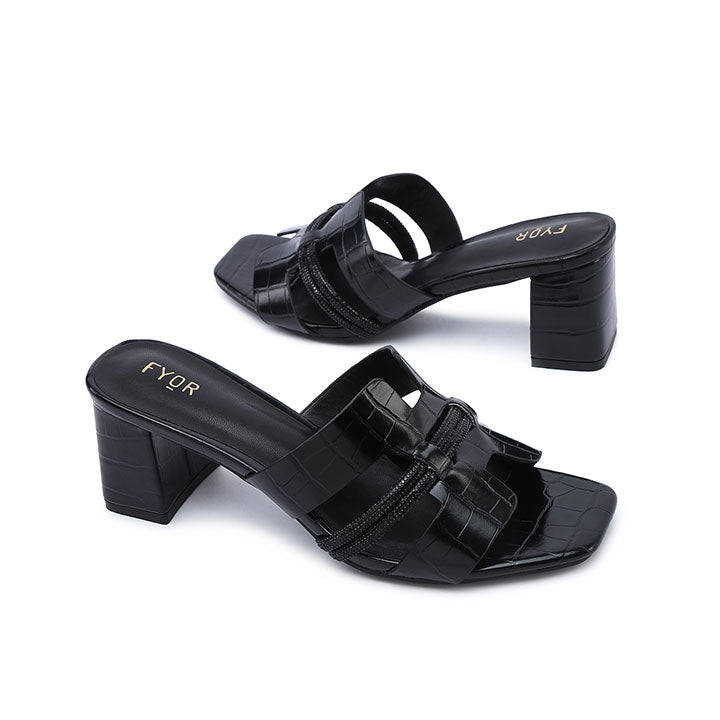 Kelta  - Black