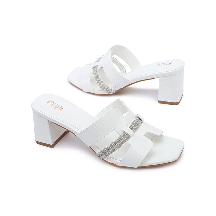 Kelta  - White