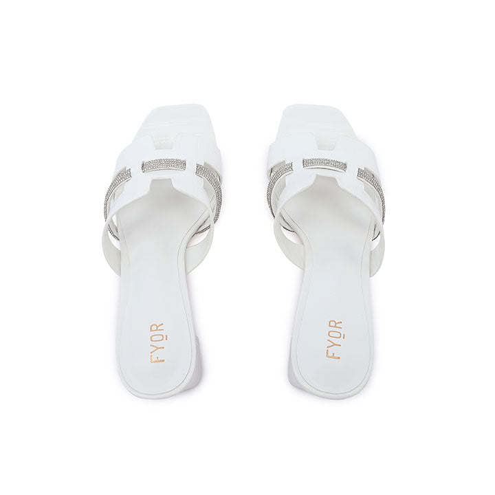 Kelta  - White