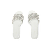Mora  - White