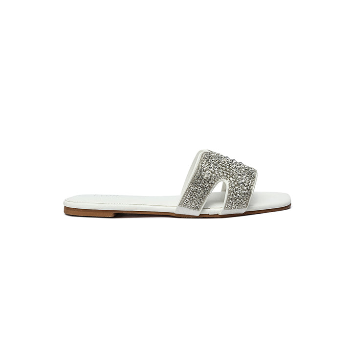 Mora  - White
