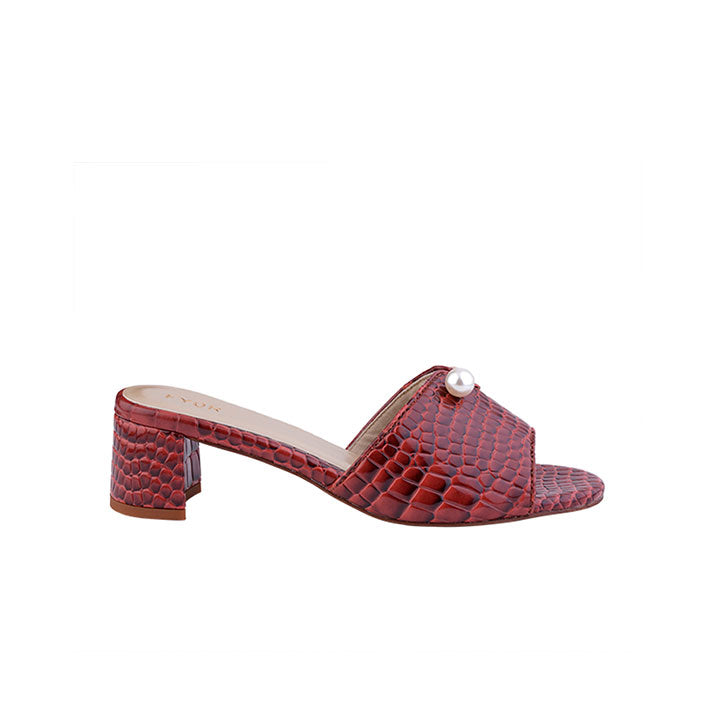 Sera  - Burgundy