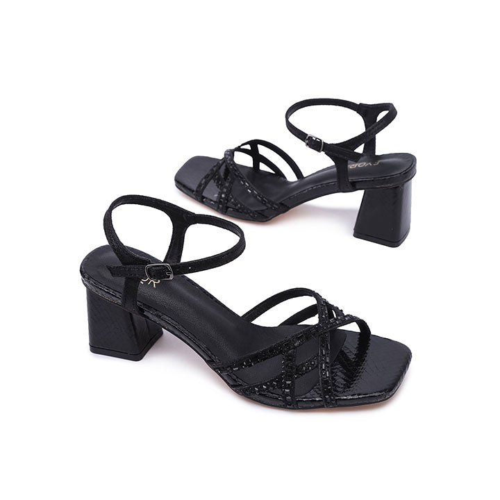 Shara  - Black