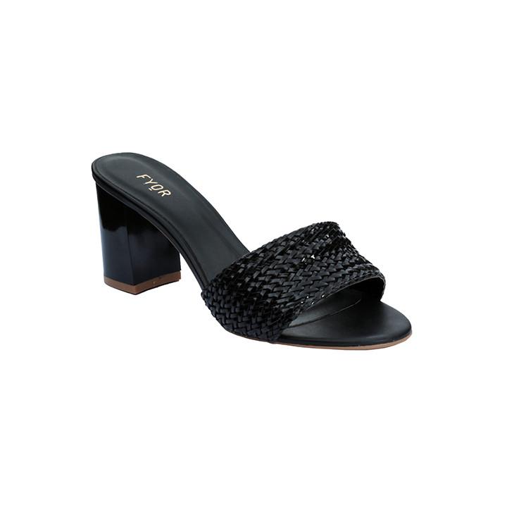Artem  - Black
